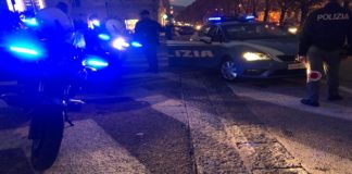 I poliziotti della Questura di Messina, la scorsa notte alle 03:00, hanno arrestato un ladro in piazza della Repubblica