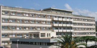 Sono state necessarie circa sei ore di intervento, eseguito dall’equipe del reparto di neurochirurgia formata dai dottori Alfredo Conti e Ketty Giusa, per tentare di strappare alla morte G.T.