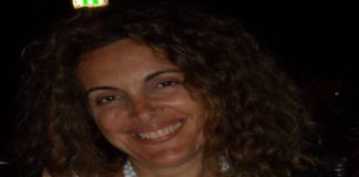 “Cara Serena Giannetto, pardon caro Giuseppe (Giuseppe è il fratello che pensa e scrive mentre Serena si mette in bella vista e ripete) dovresti avere la maturità (…) di fare silenzio in merito alla questione Feluche”