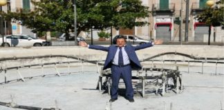Cateno De Luca, avvocato e sindaco di Messina: “Piazza Stazione… voglio pulizia e la fontana zampillante”