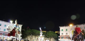 Alle ore 20.00, di oggi: in piazza Castronovo a Messina, si terrà una messa ai piedi della Vara