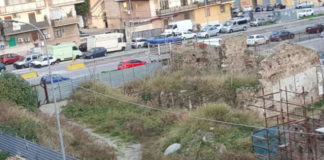 “Un progetto ambizioso ideato da un equipe di architetti e ingegneri per riqualificare con l’Arte e il Verde una zona della città complicata, realizzando un parco urbano/museo all’aperto nell’area dell’ex Villa De Gregorio a Messina”