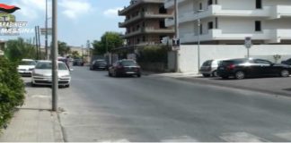 All’alba di oggi, in Barcellona Pozzo di Gotto, i Carabinieri della locale Compagnia hanno dato esecuzione ad un’ordinanza di custodia cautelare in carcere emessa dal Giudice delle Indagini Preliminari del Tribunale di sede, su richiesta della legittimata Procura della Repubblica, guidata dal Procuratore Emanuele Crescenti