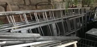 La Sezione Annona della Polizia Municipale di Messina, ha sequestrato oggi sul viale Europa diverso materiale