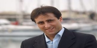 Il presidente dell’Italia dei Diritti, Antonello De Pierro (presente ieri a Roma): “Aggredito ingiustificatamente sui social dai supporter Meloni e Salvini, quasi 2 mila i commenti inferociti al mio tweet per essere poi inseguito e coperto di insulti anche su Facebook e Instagram… mai vista una simile violenza verbale”