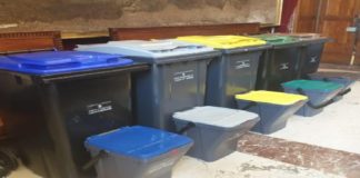 “In questi giorni stiamo consegnando i kit, il calendario e il materiale per la differenziata porta a porta a Messina nella zona Nord; facciamo notare, per non generare confusione nei residenti dell’area che va da Ganzirri a Orto Liuzzo e che già facevano la raccolta porta a porta, che finché non avrà inizio il nuovo servizio dovranno attenersi al vecchio calendario per il conferimento”