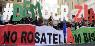 “I media nazionali sono troppo impegnati a snocciolare particolari delle consultazioni, degli accordi nebbiosi tra M5s e PD”