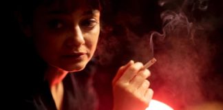 L’attrice genovese Elena Arvigo, interprete in scena de “Il Dolore”, l’opera autobiografica ambientata a Parigi e pubblicata da Marguerite Duras nel 1985