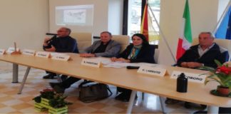 Si è svolto nell’incantevole cornice del Palazzo Landro Scalisi, alla presenza degli assessori comunali di Floresta, all’agricoltura Nino Ferro, al turismo Rosalba Mollica ed agli eventi Giuseppe Calabrese il convegno sul tema: “Paesaggio, natura e biodiversità nelle escursioni del Clup Alpino Italiano sez. di Messina, sui Monti Nebrodi”