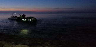 Un ragazzo di 27 anni di Sciacca (AG) è stato salvato all’alba, dai vigili del Fuoco e dalla Guardia costiera