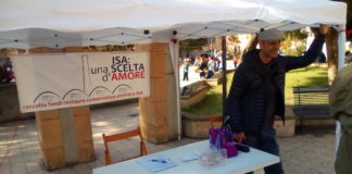 Si e’ tenuta anche stamane a Villa San Giovanni (RC), la raccolta fondi per il restauro della ciminiera ISA