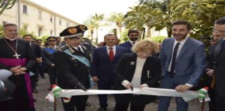 Stamane il Gen. C.A. Luigi Robusto, Comandante Interregionale Carabinieri “Culqualber” ha inaugurato, all’interno della caserma “A. Bonsignore” di Messina, alla presenza delle massime Autorità civili, militari e religiose della Provincia, la mostra dedicata al Generale Carlo Alberto Dalla Chiesa