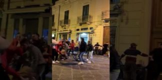 È incredibile vedere su LetteraEmme un degrado sociale di questo genere…, e per di più vederlo in pieno centro cittadino, in quell’area che ho battezzato: “L’Isola che non c’è”