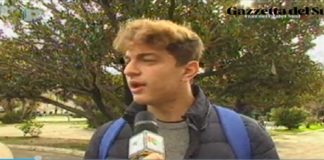 Stamane in piazza Unione Europea a Messina, si è tenuta una protesta studentesca