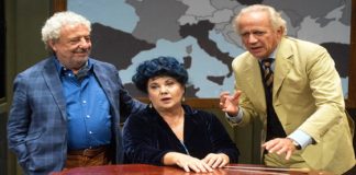 Così parlò Bellavista: adattamento teatrale di Geppy Gleijeses, dal film e dal romanzo di Luciano De Crescenzo