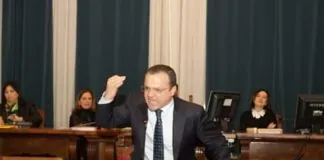 “Può continuare ad abbaiare quanto vuole”
