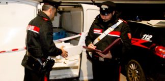 Questa notte, i Carabinieri del Nucleo Operativo e Radiomobile della Compagnia di Santo Stefano di Camastra, nel corso di servizi di prevenzione sul territorio, hanno sottoposto a controllo un furgone
