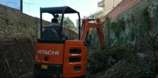 Sono iniziati questa mattina, i lavori di pulizia del torrente Tara, un corso d’acqua che scorre al rione Giostra a Messina
