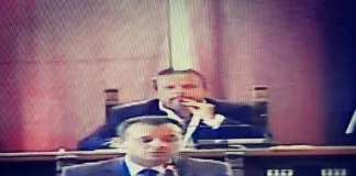 “Ho apprezzato e probabilmente continuerò ad apprezzare alcune azioni del sindaco De Luca (e le mie votazioni d’Aula, spesso differenti con quelle del mio gruppo politico, lo dimostrano)”