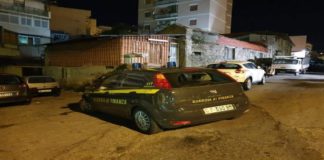 Dalle prime luci dell’alba, i Finanzieri del Comando Provinciale della Guardia di Finanza di Messina stanno eseguendo un’ordinanza di custodia cautelare nei confronti di 11 soggetti