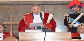 “La delusione per il progetto di determinazione delle piante organiche dei magistrati, è ancora più forte, ove si consideri che, la Corte di Appello di Messina, nel settore penale, è al primo posto in Italia, per la durata media dei procedimenti di 229 giorni (appena sette mesi) e per indice di ricambio ed è, per i giudizi civili, ai primi posti in Italia, con una durata di 480 giorni su una media nazionale di 702”