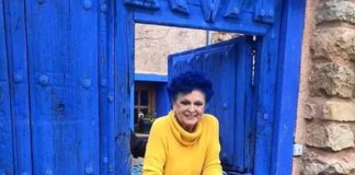 L’annuncio del cantante Miguel Bosé, scritto sulla sua pagina Facebook dopo le 14.40 per comunicare la morte della madre 89enne, l’attrice Lucia