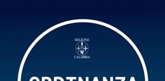“Visti i casi positivi rilevati presso la Casa Famiglia per anziani -Raggio di Sole-, sia tra gli ospiti (10 positivi sui 13 presenti) che tra il personale (6 casi positivi su 10 operatori); nonché i casi registrati presso la frazione Pentedattilo dove 8 soggetti, tutti appartenenti allo stesso nucleo familiare, sono risultati positivi, ho emanato un’ordinanza di ‘chiusura’ del Comune di Melito Porto Salvo (RC)”