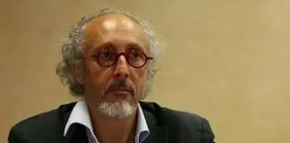 Falzea, presidente dell’Ordine degli architetti di Messina, a nome di tutto il Consiglio, ha scritto una durissima nota ai ministri dell’Economia e delle Finanze Roberto Gualtieri e delle Politiche Sociali Nunzia Catalfo chiedendo di modificare con urgenza il decreto collegato all’art. 44 del DPCM 17 marzo ’20 approvato nel pomeriggio di ieri