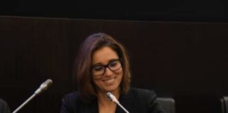 “Prestito Condiviso con lo Stato, tale è l’iniziativa lanciata in queste ore dal sottosegretario al Ministero dell’Economia Alessio Villarosa (M5S), che prevede un finanziamento per le famiglie fino a 10 mila euro (e restituzione a partire da marzo 2021) e fino a 250 mila euro per le aziende”