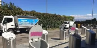 “I cittadini da oggi potranno contattare Messinaservizi Bene Comune al numero 3336154097 dalle 7 alle 15, e al numero 3336154086 dalle 15 alle 23, per prenotare il conferimento nelle isole ecologiche”