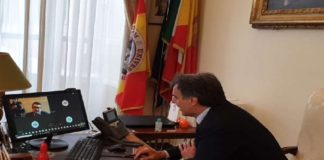 Il prof. Francesco La Rosa, ha tenuto, in via sperimentale, la prima lezione telematica di Sistemi di elaborazione e di informazione per gli studenti del CdL di Infermieristica