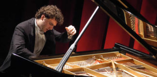 Si terra’ al Teatro Vittorio Emanuele di Messina, il Concerto Sinfonico del pianista Giuseppe Albanese con le musiche di F. Liszt e R. Schumann e la direzione di Bruno Cinquegrani