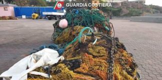 La #GuardiaCostiera di #Carloforte, ha terminato le operazioni di bonifica dei fondali marini