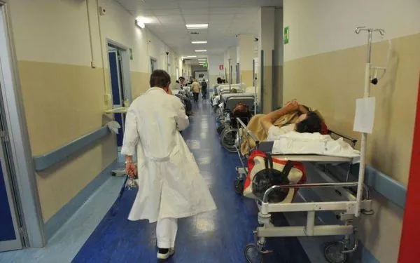 ospedale-tilt-corsia-600x375