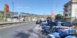 I poliziotti delle Volanti, hanno proceduto ieri al fermo di indiziato di delitto di un ventiseienne messinese