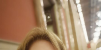 “Mi viene il voltastomaco! Questo pomeriggio al Senato la maggioranza ha buttato la maschera, bocciando tutti gli emendamenti per la stabilizzazione dei precari della scuola”