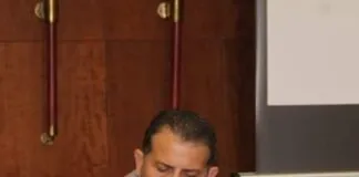 Si è tenuto stamani un incontro programmato nella nuova sede della I Circoscrizione di Messina a Tremestieri tra l’Assessore agli Eventi Musicali Giuseppe Scattareggia ed il Consiglio circoscrizionale, presieduto dal Presidente Giovanni Scopelliti