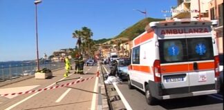 Dopo le ore 8.30 di stamane, a Messina in via Consolare Pompea in direzione Sud-Nord si e’ verificato un incidente mortale