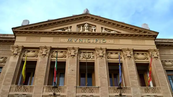 1- Palazzo Zanca ( il Timpano)-2