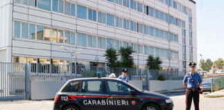 Nella mattinata odierna, i Carabinieri del Comando Provinciale di Reggio Calabria, sotto il coordinamento della Procura della Repubblica – Direzione Distrettuale Antimafia – di Reggio Calabria, diretta dal Procuratore Capo Giovanni Bombardieri, hanno dato esecuzione ad un’ordinanza di applicazione di misure cautelari e contestuale decreto di sequestro preventivo nei confronti di 6 persone (4 in carcere e 2 agli arresti domiciliari)