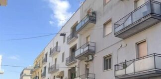 Per consentire l’esecuzione di lavori di riqualificazione della pavimentazione di alcune strade e dei relativi marciapiedi (di Messina) ricadenti nei quadrilateri viali Boccetta/Regina Margherita/Giostra/via Garibaldi; viale Boccetta/corso Cavour/via S. Agostino/via XXIV Maggio; e viale Gazzi/vie U. Bonino/Bonsignore/Acireale, si è resa necessaria l’adozione di provvedimenti viari