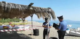 Al termine di accertamenti svolti d’iniziativa sul tratto di litorale compreso tra i comuni di Patti e Gioiosa Marea, i Carabinieri della Stazione di Gioiosa Marea hanno denunciato alla Procura della Repubblica di Patti otto persone