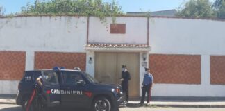 “Mi sono svegliato di soprassalto, ho sentito gridare la compagna di mio zio e sono andato nella villetta accanto la nostra e l’ho visto in un lago di sangue”