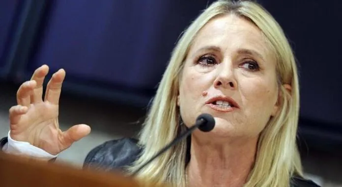 4077004_2205_federica_sciarelli_ferita