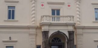 Dopo i turni aggiuntivi di medici che sono già effettuati da una settimana al Pronto Soccorso dell’Ospedale di Lipari a seguito di convenzione con l’Ospedale Papardo di Messina, grazie alla specifica autorizzazione dell’Assessore regionale della salute Ruggero Razza che ha determinato l’atto di interpello pubblicato dall’ASP di Messina, da lunedì 21 settembre prenderanno servizio a Lipari dei nuovi dipendenti
