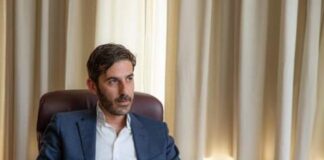 “Tutte le regioni a statuto speciale, in virtù del d.lgs. n. 112 del 1998, hanno acquisito le funzioni e le connesse risorse in tema di incentivi alle imprese artigiane…, unica Regione rimasta al palo quella siciliana, con lo schema di norma di attuazione dello Statuto speciale bloccato da tanti anni in un rimpallo di responsabilità tra Roma e Palermo”