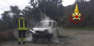 Questa mattina intorno alle ore 9 la squadra operativa dei Vigili del fuoco del Comando di Messina é intervenuta a Tipoldo