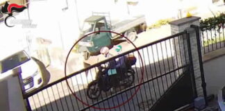 Nel corso della notte, i Carabinieri del Comando Provinciale di Messina hanno eseguito un’ordinanza di custodia cautelare in carcere, emessa dal G.I.P. presso il Tribunale di Barcellona Pozzo di Gotto, su richiesta della locale Procura della Repubblica (Sostituto Procuratore Rita BARBIERI e dal Procuratore della Repubblica Emanuele CRESCENTI), nei confronti di R. E., classe 1964