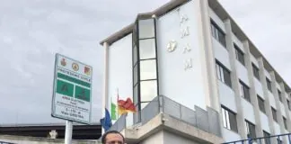 Questa mattina, il primo cittadino di Messina Cateno De Luca è stato interrogato, presso il Tribunale da un sostituto pubblico ministero della locale Procura della Repubblica… nel contesto di un Procedimento penale avviato (dopo una denuncia) per accertare l’aderenza alla legalita’ rispetto alle nomine decise in seno al CdA dell’Amam fra il 2018 ed il 2019