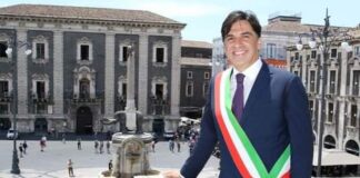 “Con il cuore colmo di gioia e di emozione vi annuncio che questa mattina sono stato reintegrato nella carica di Sindaco”